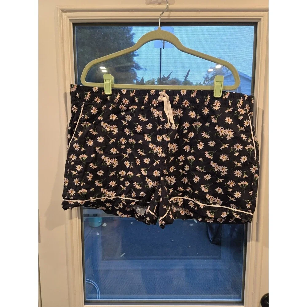 Vera Bradley Short-Sleeved Pajama Set *Falling Daisies* Women's XL